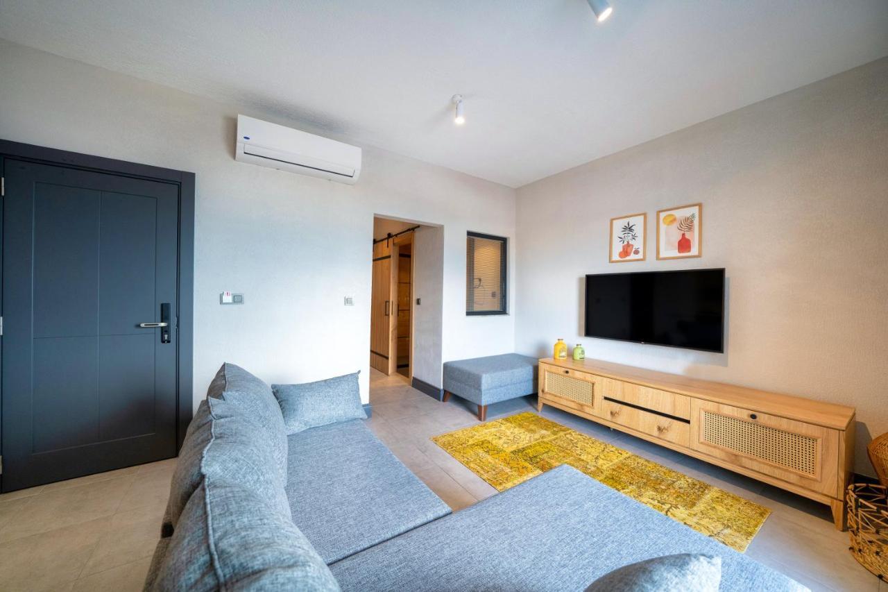 Reddoors Suites Sea View Фетхие Экстерьер фото