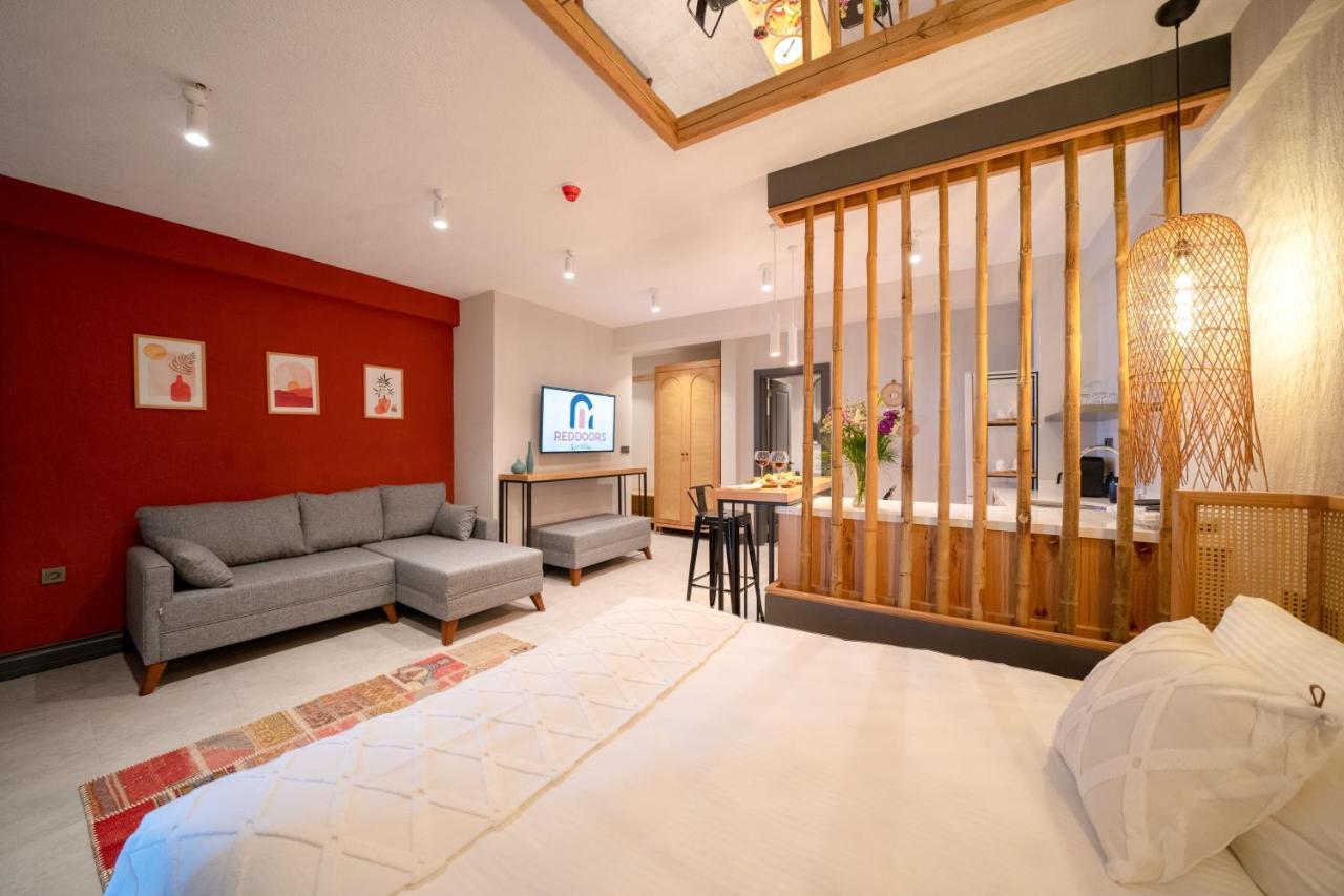 Reddoors Suites Sea View Фетхие Экстерьер фото