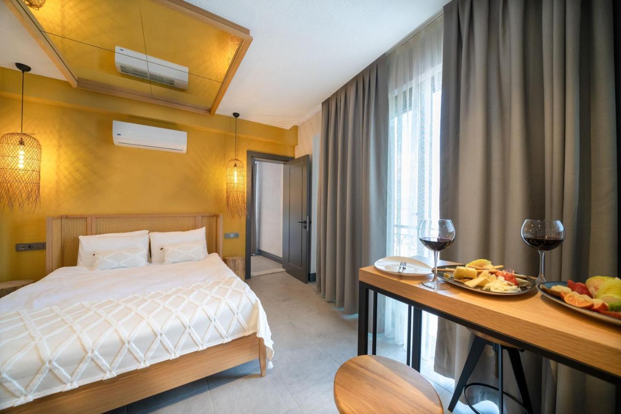 Reddoors Suites Sea View Фетхие Экстерьер фото