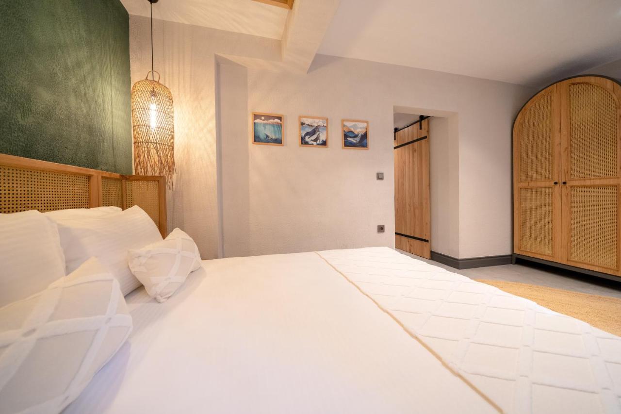 Reddoors Suites Sea View Фетхие Экстерьер фото